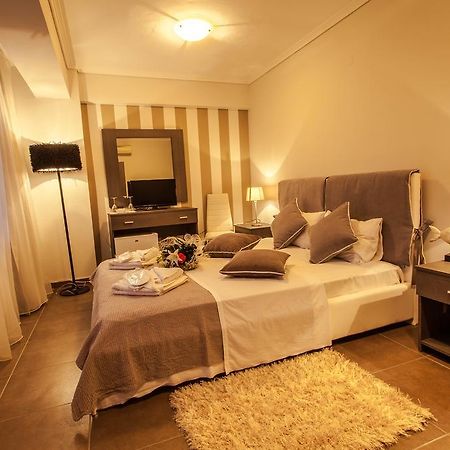 Aqua Mare Sea Side Rooms Nea Kallikrateia Kültér fotó