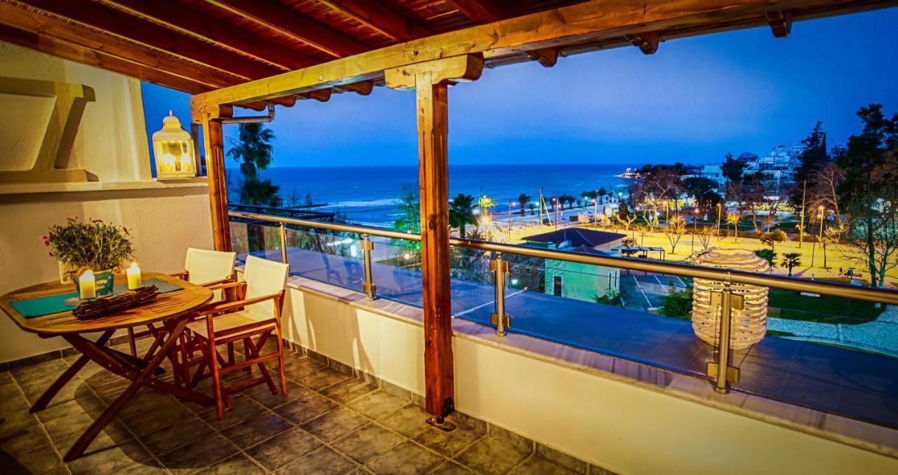 Aqua Mare Sea Side Rooms Nea Kallikrateia Kültér fotó
