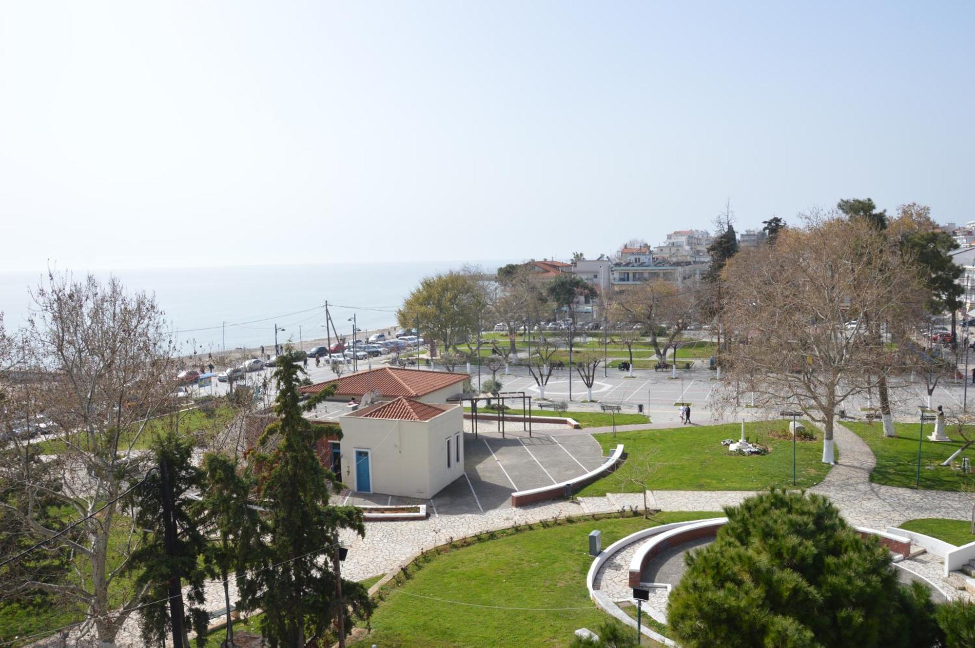 Aqua Mare Sea Side Rooms Nea Kallikrateia Kültér fotó