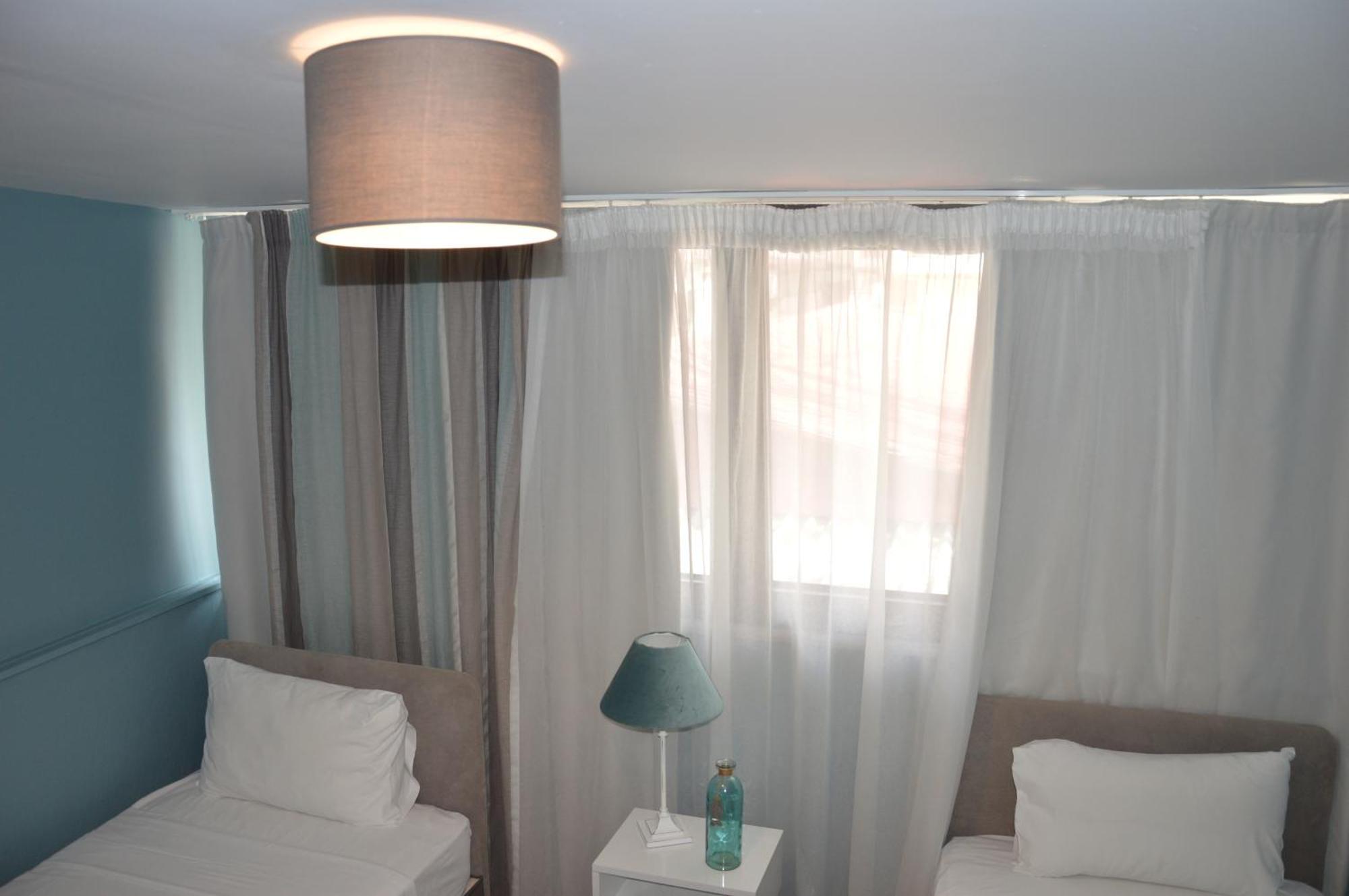 Aqua Mare Sea Side Rooms Nea Kallikrateia Kültér fotó