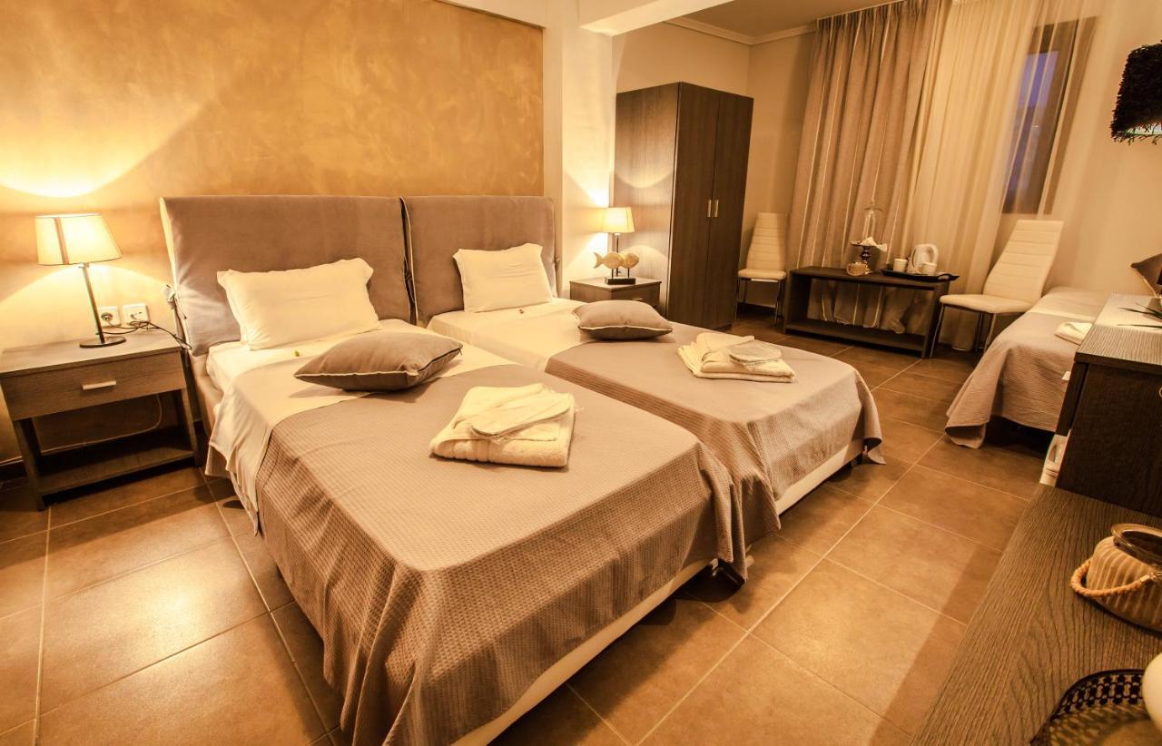 Aqua Mare Sea Side Rooms Nea Kallikrateia Kültér fotó